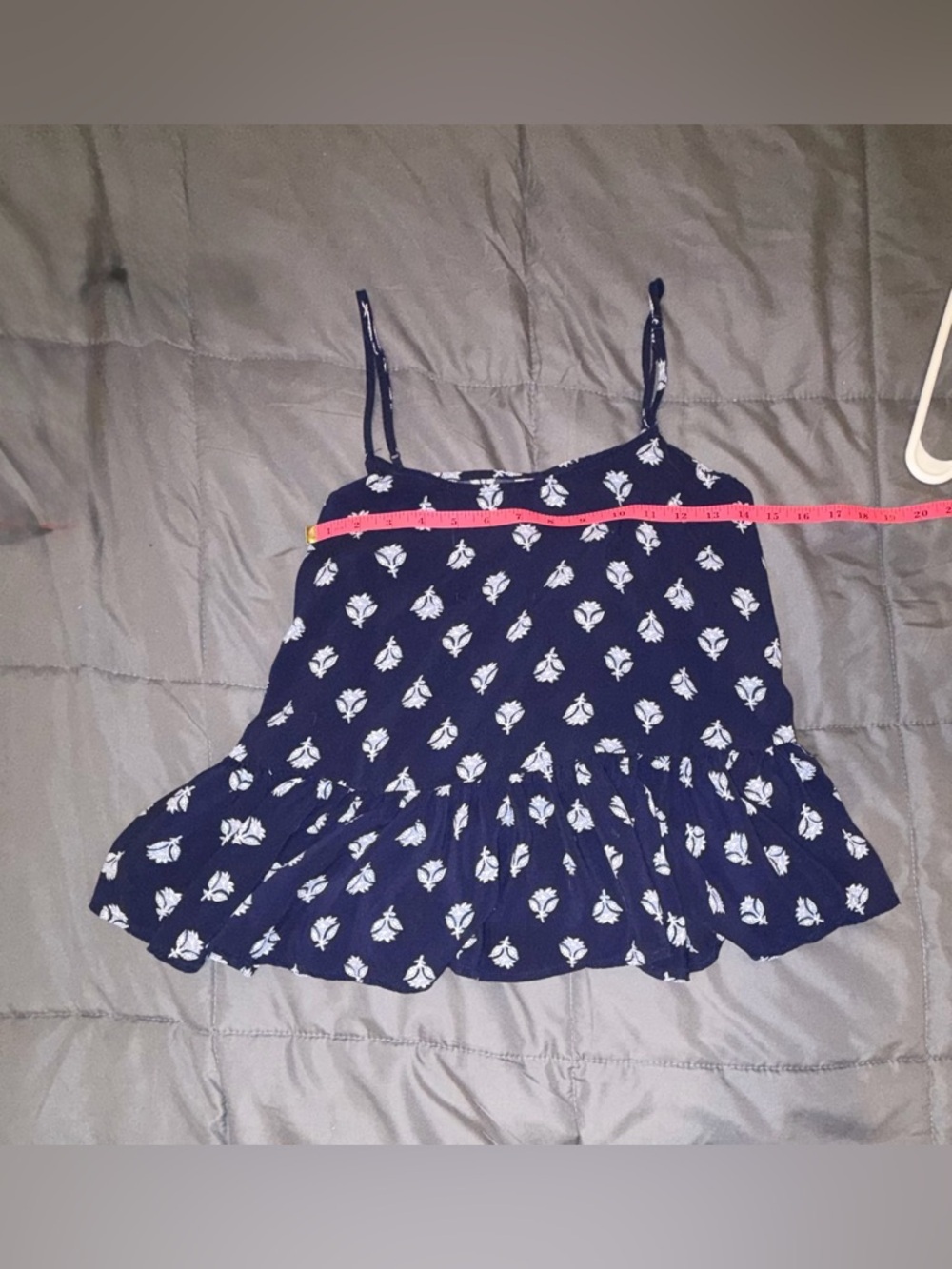 Old Navy Navy Blue Floral Peplum Cami Tank Top Size Small Flowy - Picture 5 of 6